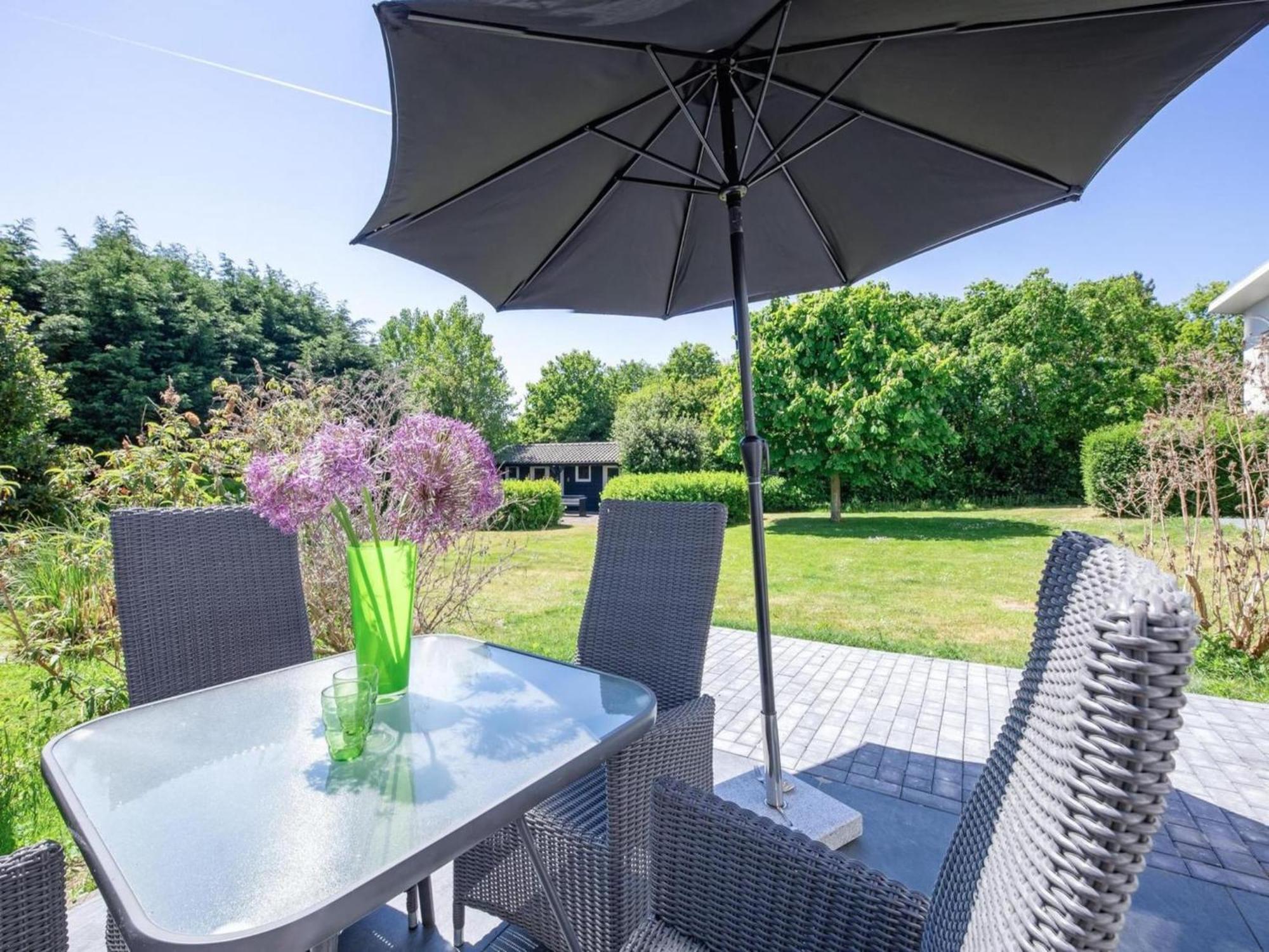 Holiday Home With Garden And Beach De Koog  Bagian luar foto